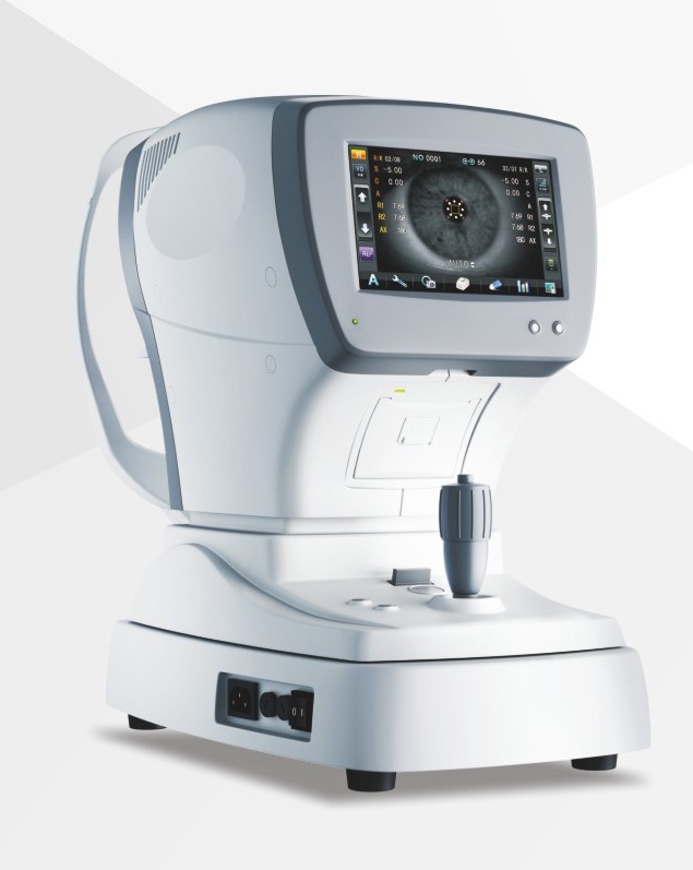 Réfracteur automatique et cornée
